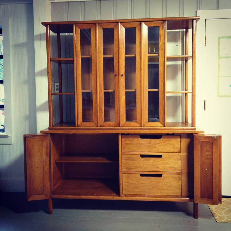 1957 Sophisticate by Tomlinson Sideboard/Hutch