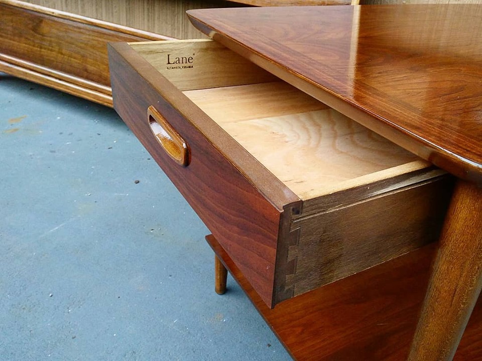 Lane End Table with Drawer